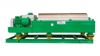 cut_350_764-decanter-centrifuge-4